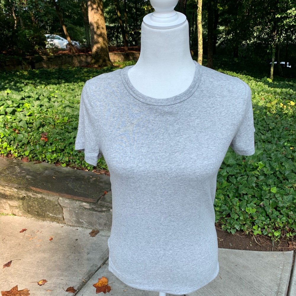 Grey t-shirt from the Gap